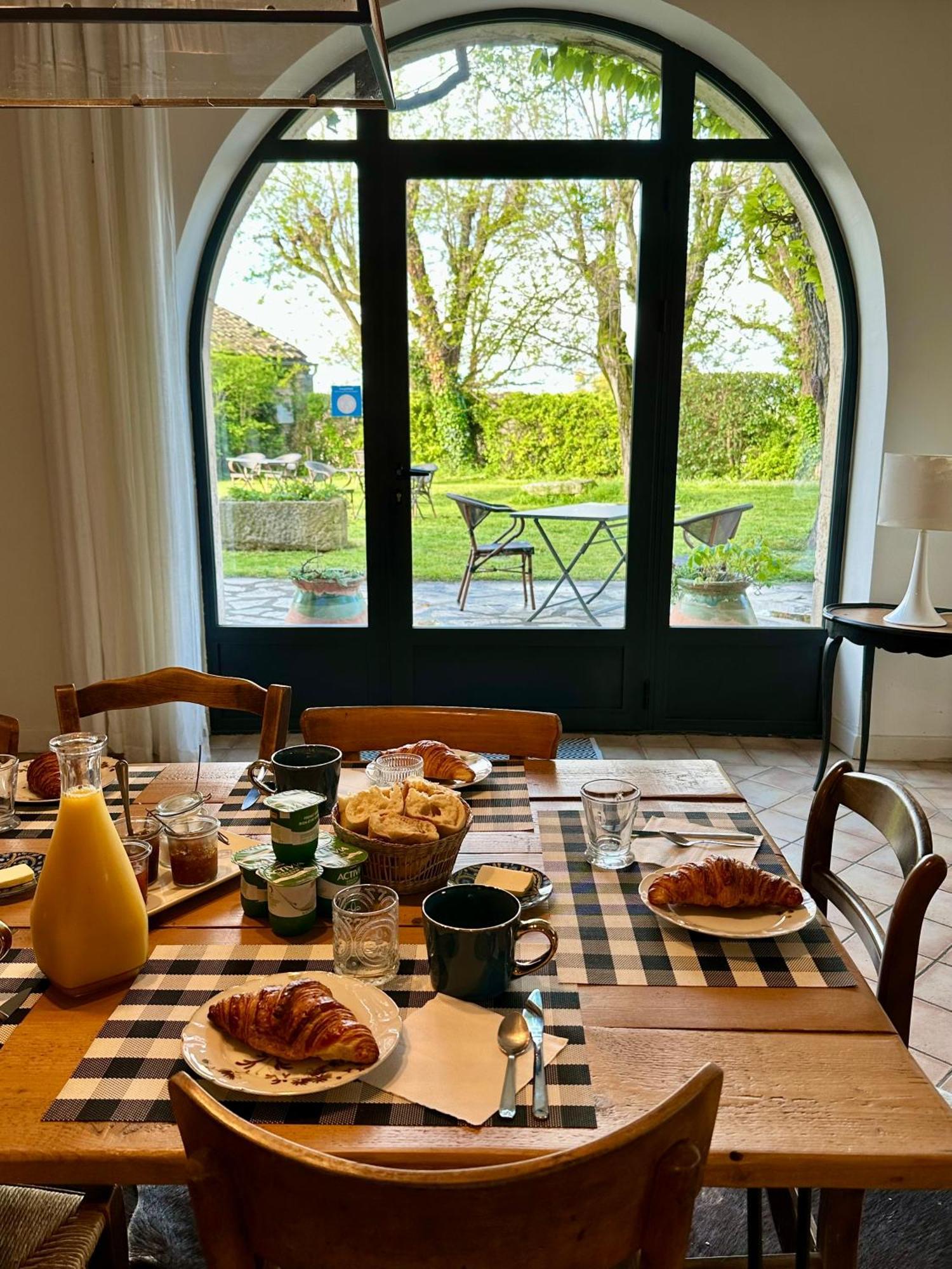 Chambre D'Hote La Beaudine 포르칼퀴에르 외부 사진